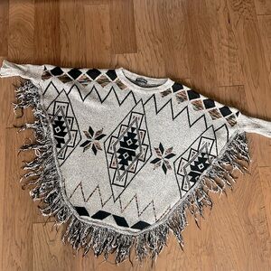 Romantic Hut Poncho